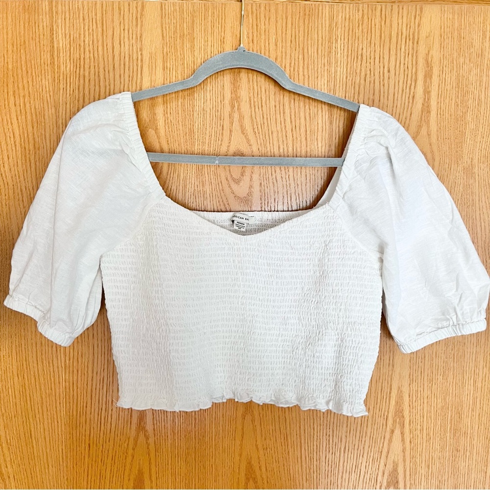 American Eagle White Puffed Sleeve Smocked Crop Top M